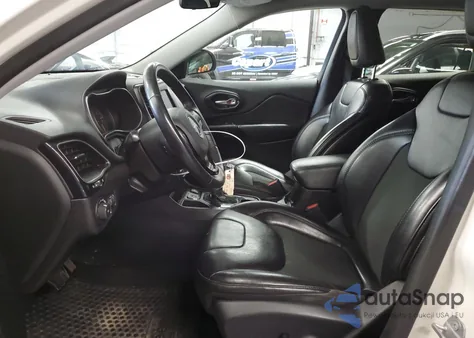 2019 Jeep Cherokee Latitude Plus z USA, uszkodzony, nr VIN 1C4PJLLB9KD365654